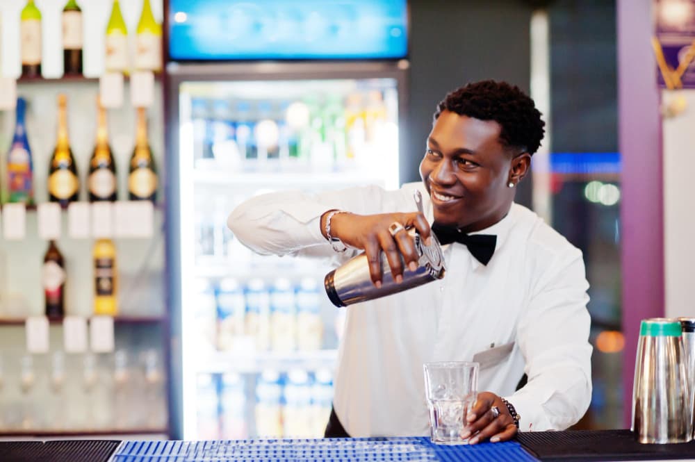 Restaurants & Bars